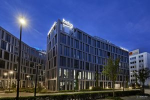 Leuchtlogo für beko und grundig vom Experten für leuchtende Werbung: Rudolph Lichtwerbung